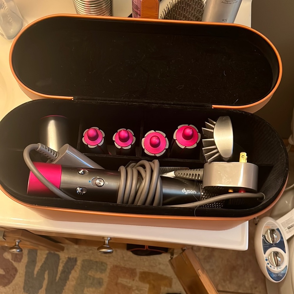 Dyson air wrap